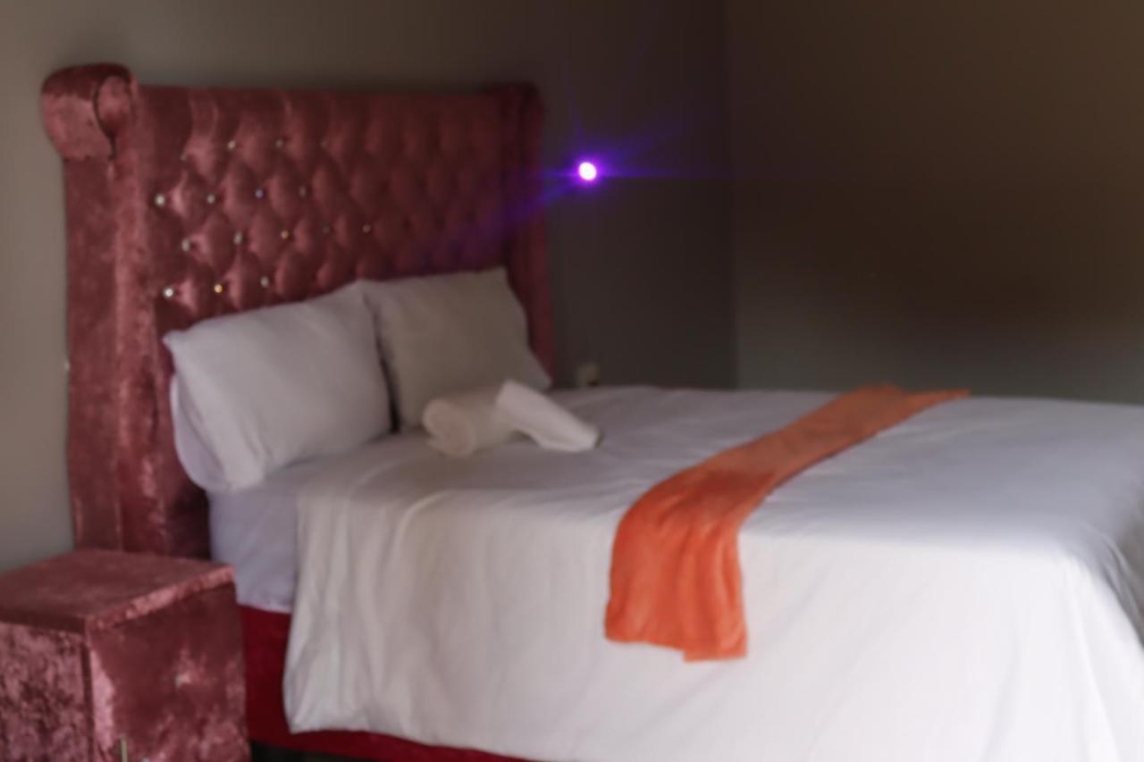 רסטנבורג Princess Lodge מראה חיצוני תמונה